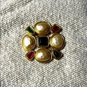 CAROLEE VINTAGE BROOCH from Paris